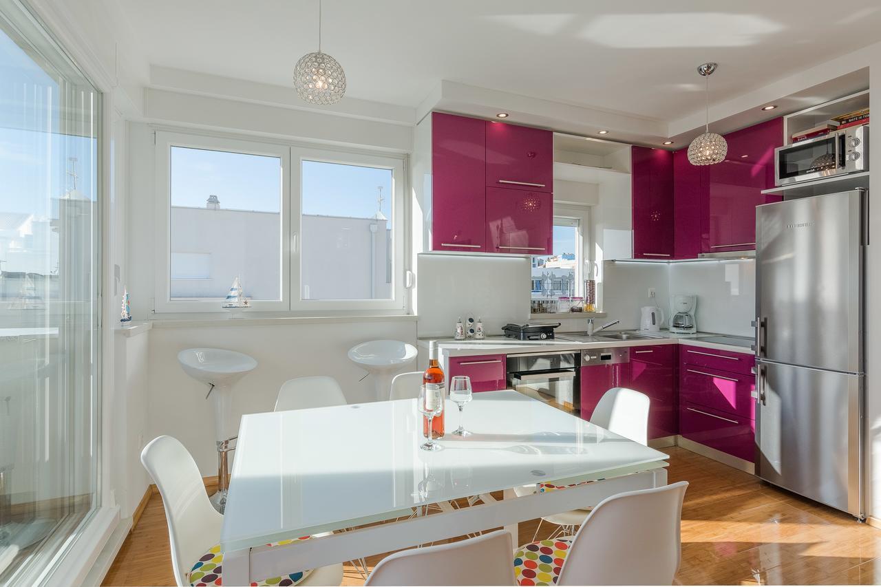 노바야 Fucshia Dreams, Brand New Penthouse For 8 아파트 외부 사진
