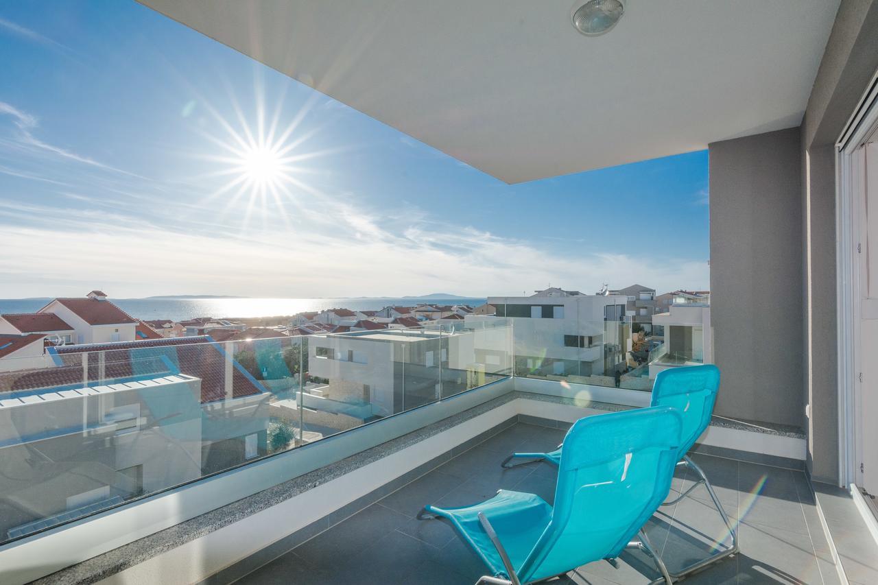노바야 Fucshia Dreams, Brand New Penthouse For 8 아파트 외부 사진