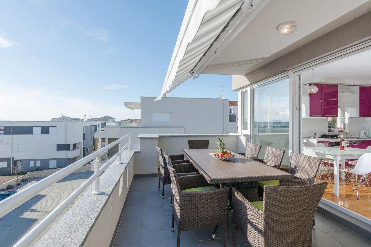 노바야 Fucshia Dreams, Brand New Penthouse For 8 아파트 외부 사진