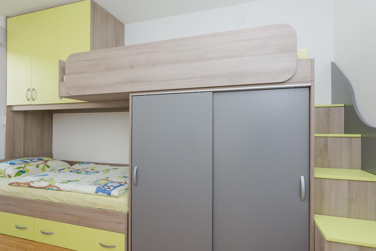 노바야 Fucshia Dreams, Brand New Penthouse For 8 아파트 외부 사진